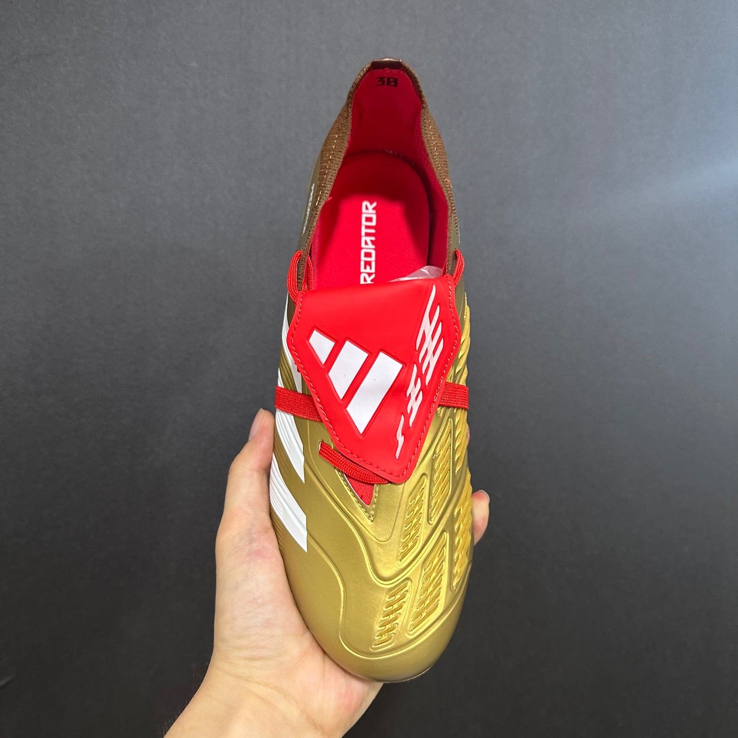PREDATOR ELITE FT FG GOLD/RED/WHITE