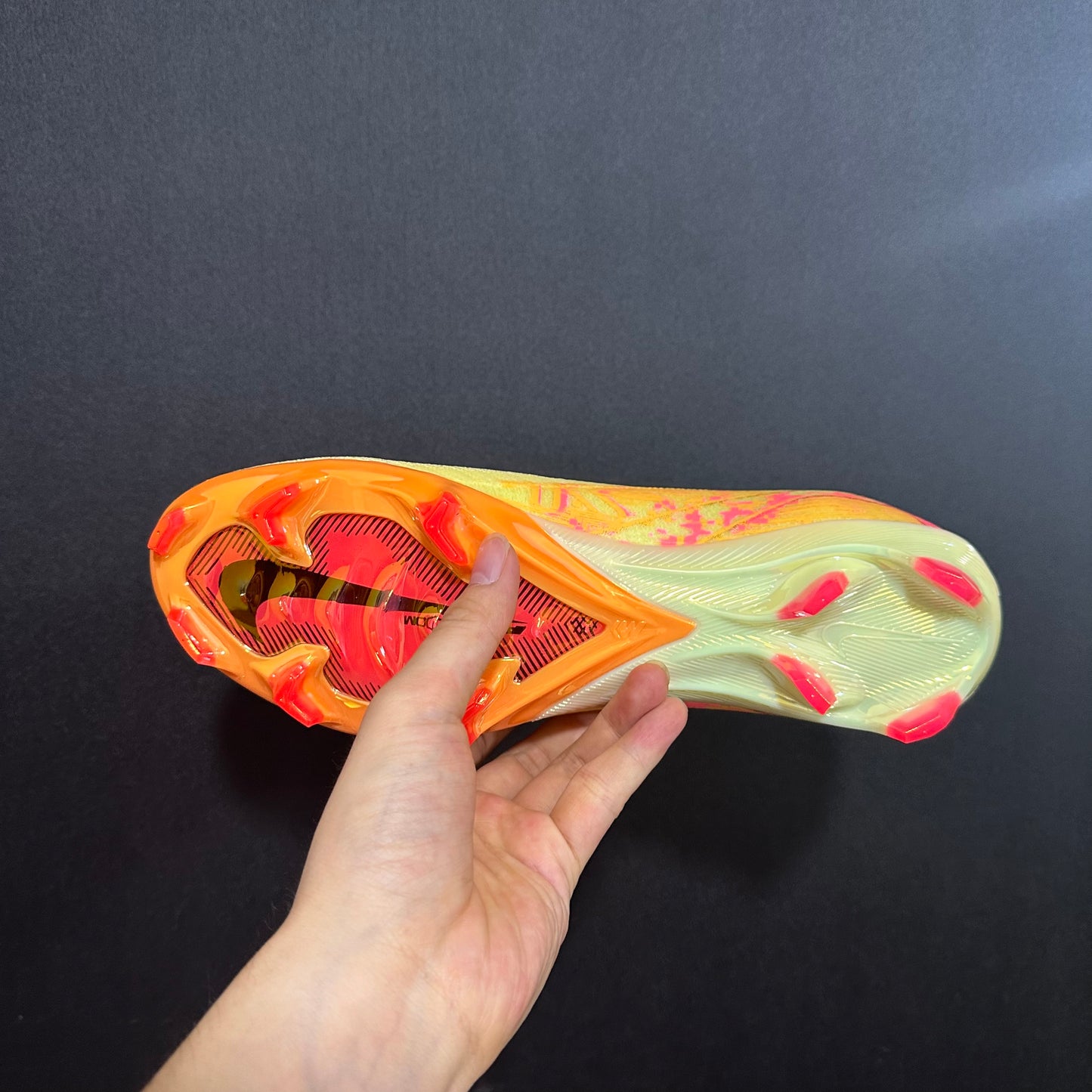 MERCURIAL VAPOR FG PEACHY