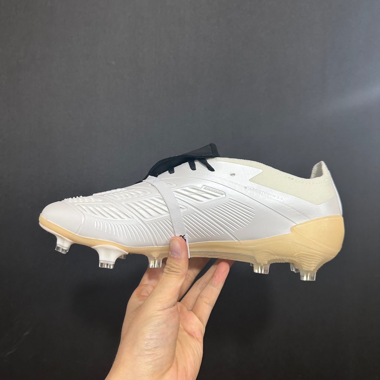 PREDATOR ELITE FT FG SIGNATURE