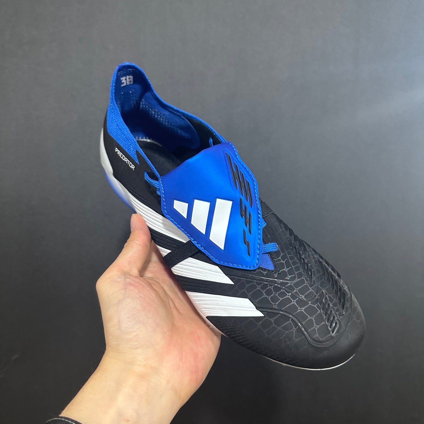 PREDATOR ELITE FT FG BLACK/BLUE/WHITE