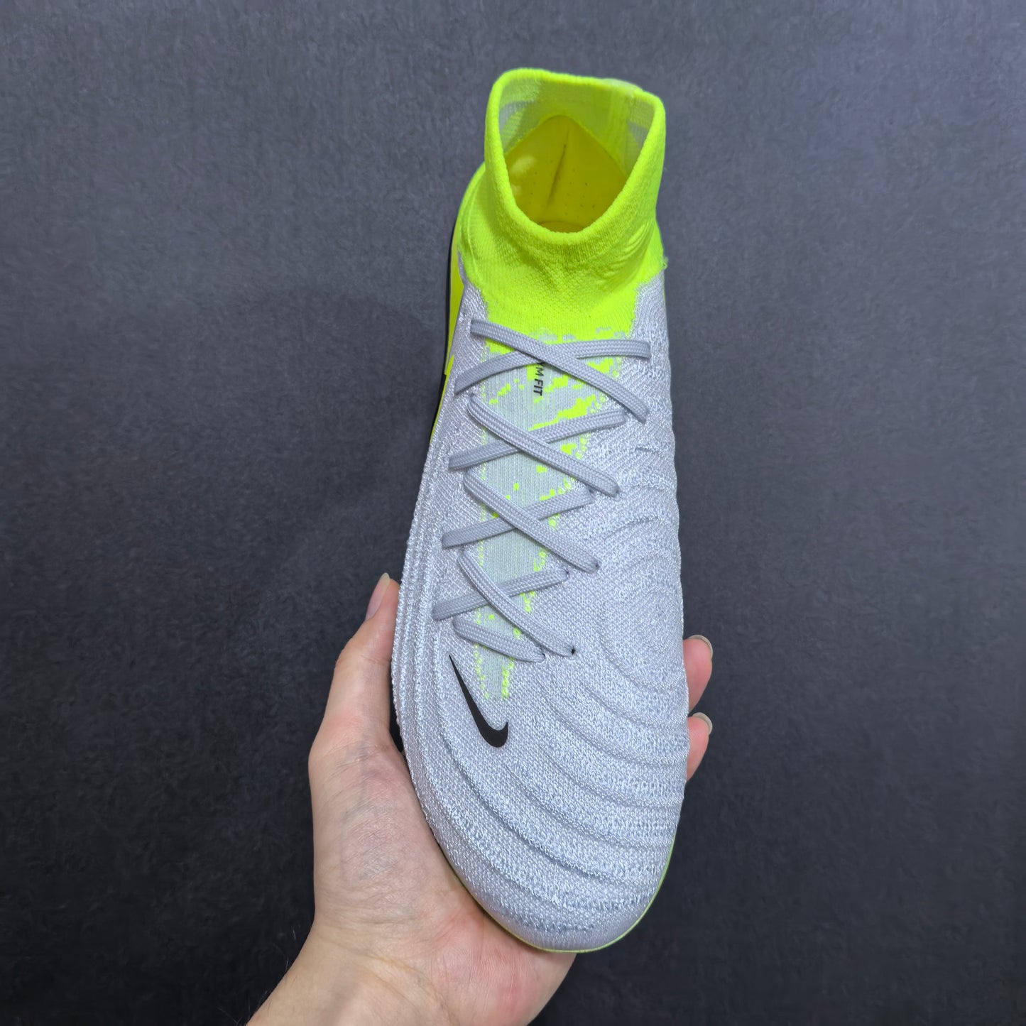 PHANTOM LUNA FG SILVER/VOLT