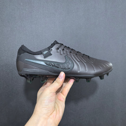 TIEMPO LEGEND FG PITCH BLACK